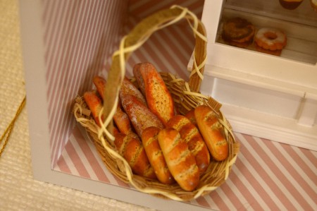 Pains, baguettes. Miniature Dollhose. Polymer clay